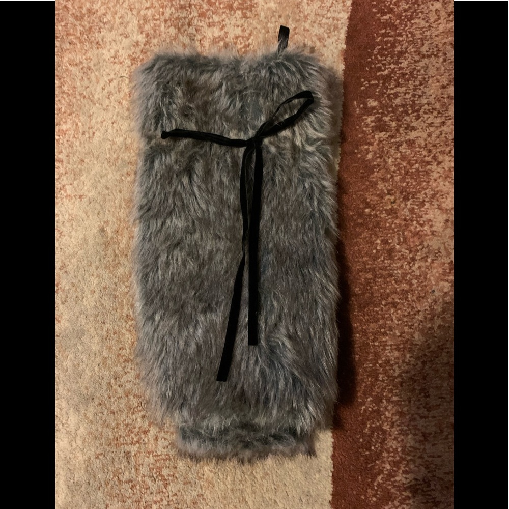 New Grey FAUX FUR WINE BOTTLE GIFT BAG 14" Wondershop Target